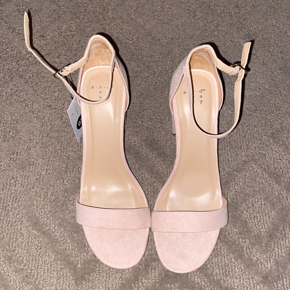 A new day blush heeled sandals size 9.5